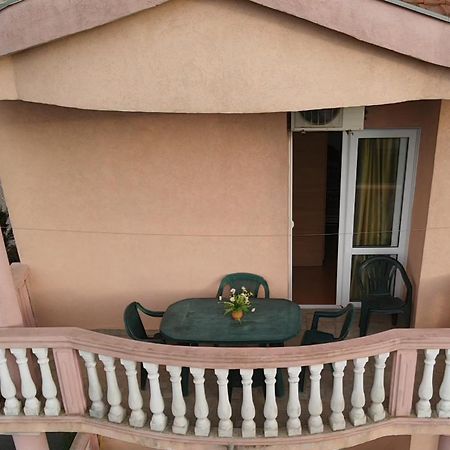 Kurt Apartaments Улцинь Екстер'єр фото