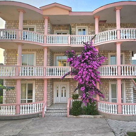 Kurt Apartaments Улцинь Екстер'єр фото