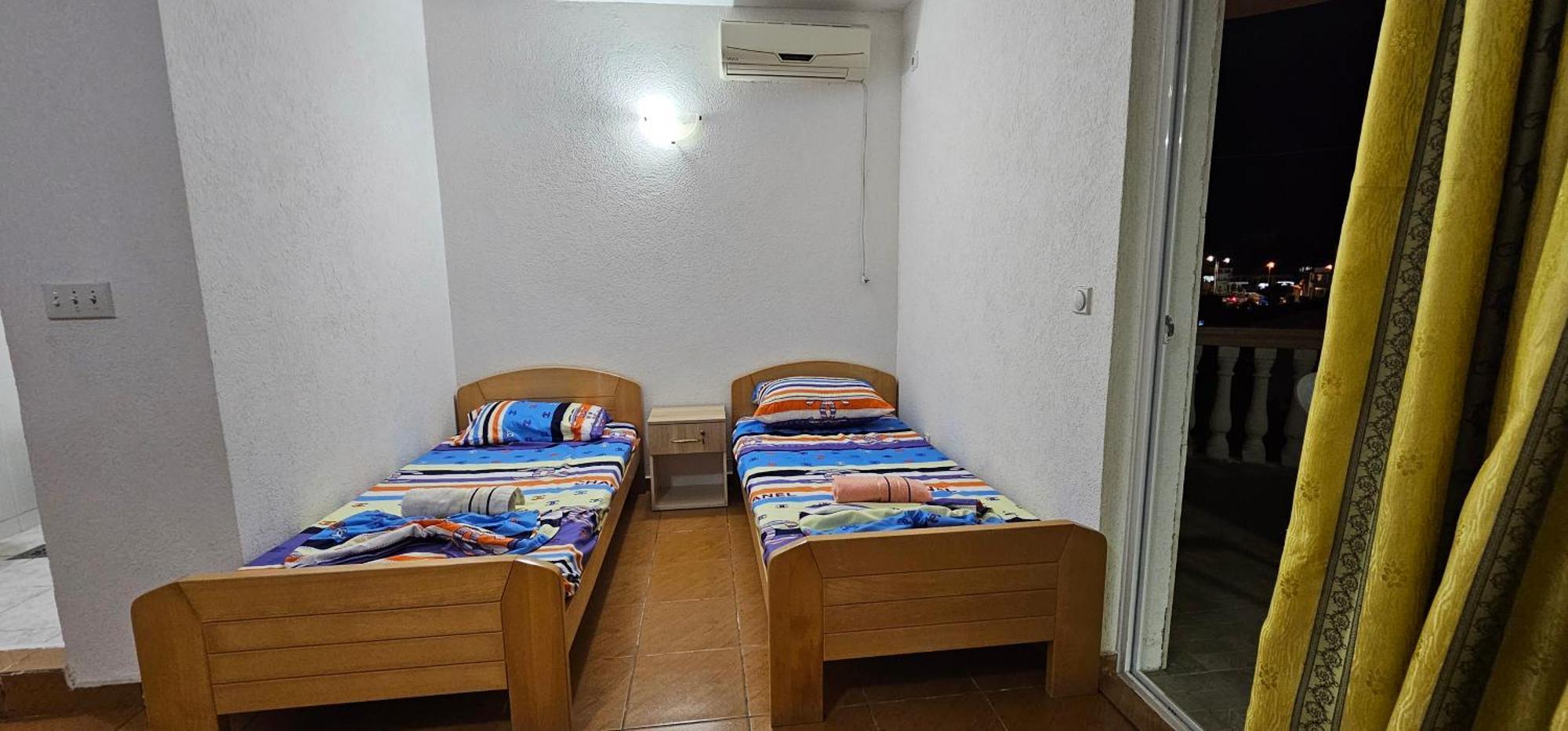 Kurt Apartaments Улцинь Екстер'єр фото