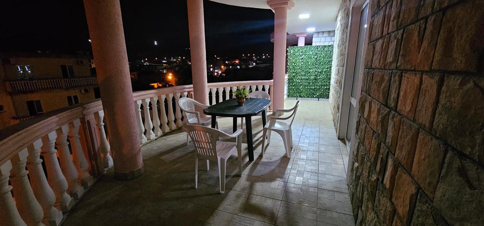 Kurt Apartaments Улцинь Екстер'єр фото