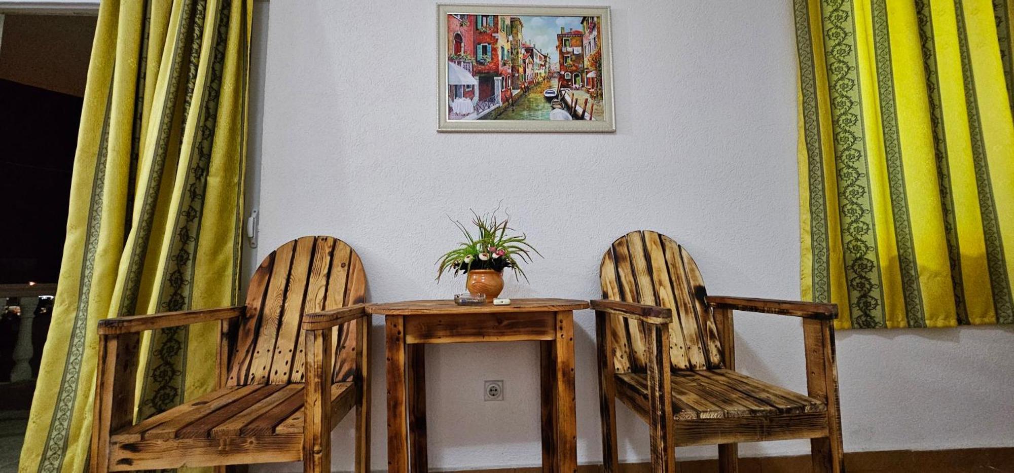 Kurt Apartaments Улцинь Екстер'єр фото