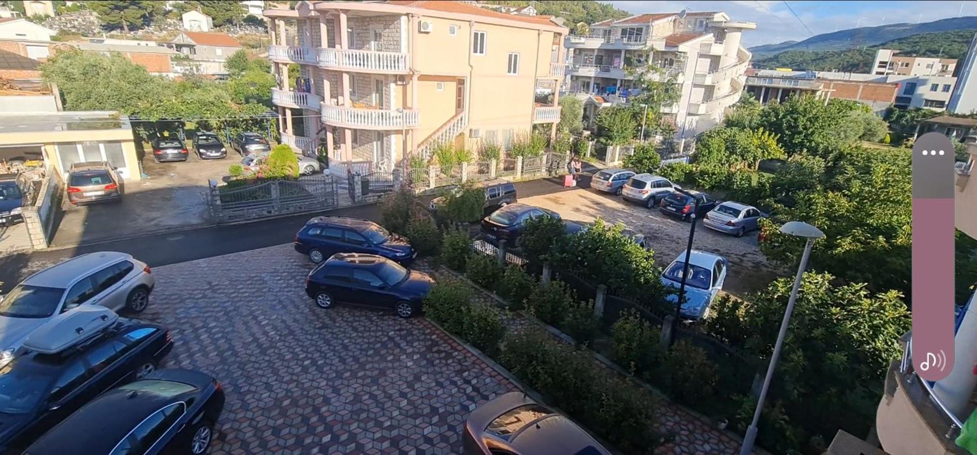 Kurt Apartaments Улцинь Екстер'єр фото